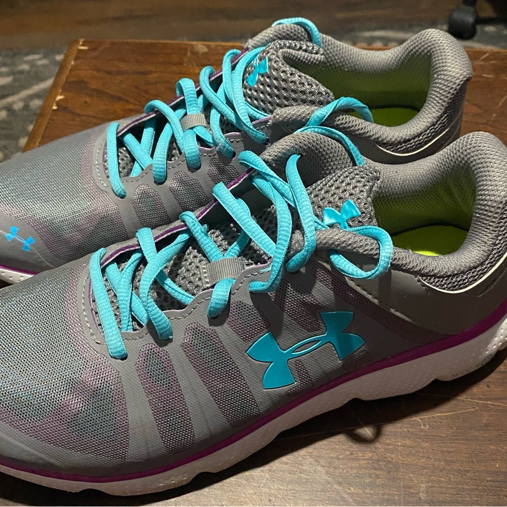 Under Armour Women’s Gray Athletic Sneakers with Teal Accents